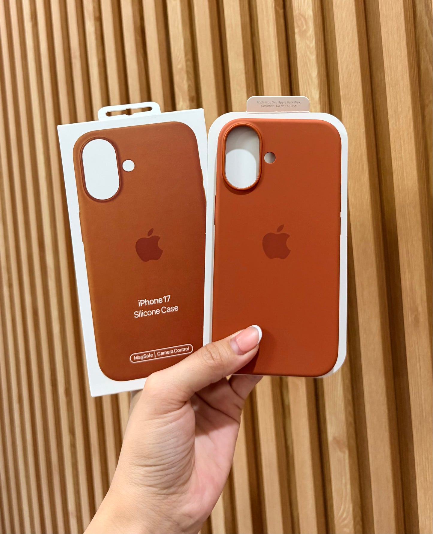 iPhone 17 Silcone Case with MagSafe