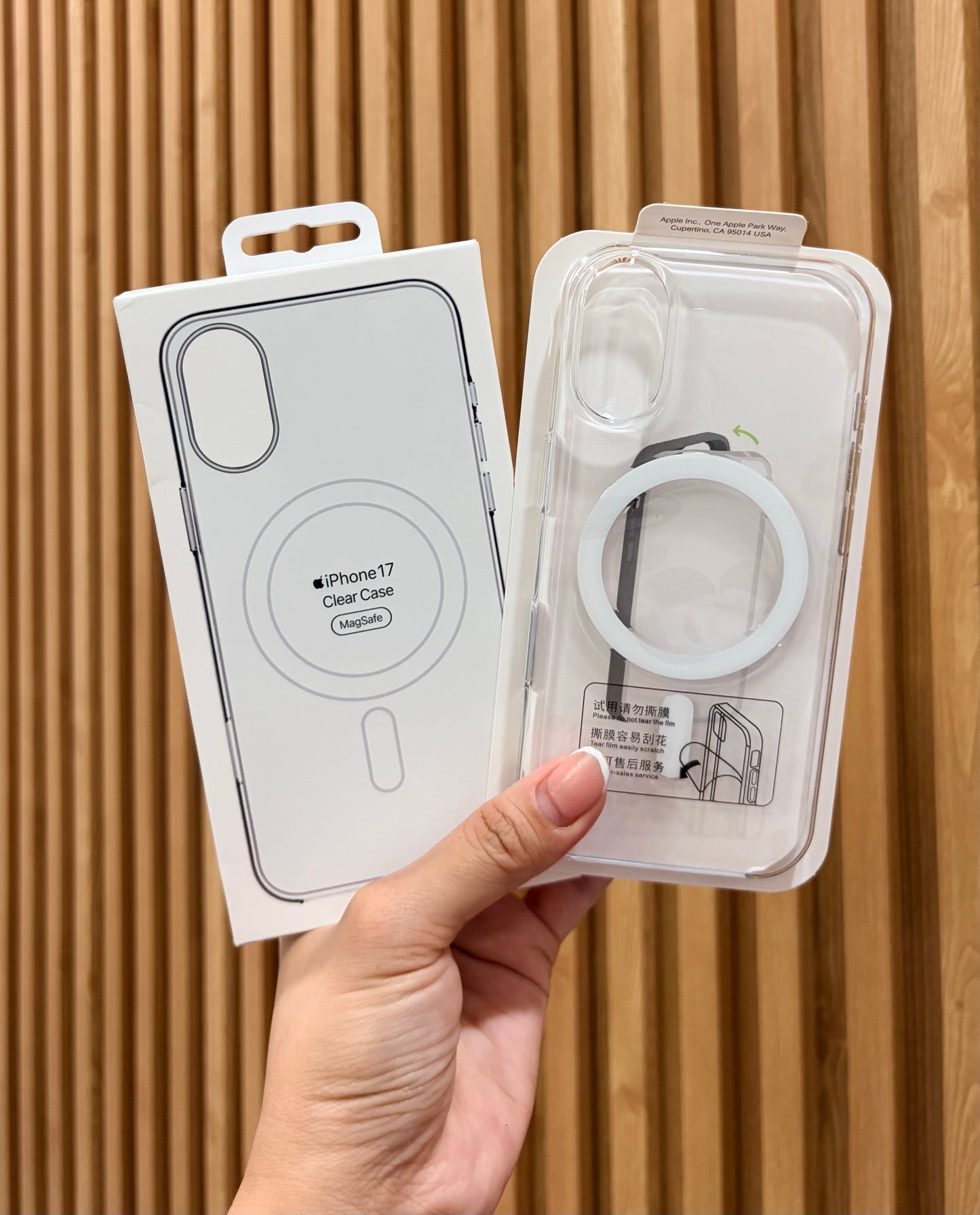 iPhone 17 Silcone Case with MagSafe